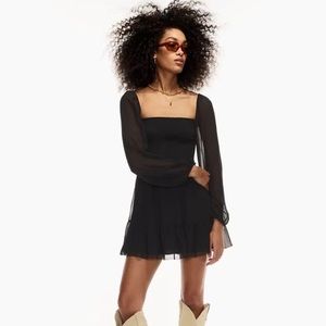 NWT Wilfred Tempest dress. Black size XS. Mint condition. Never worn.